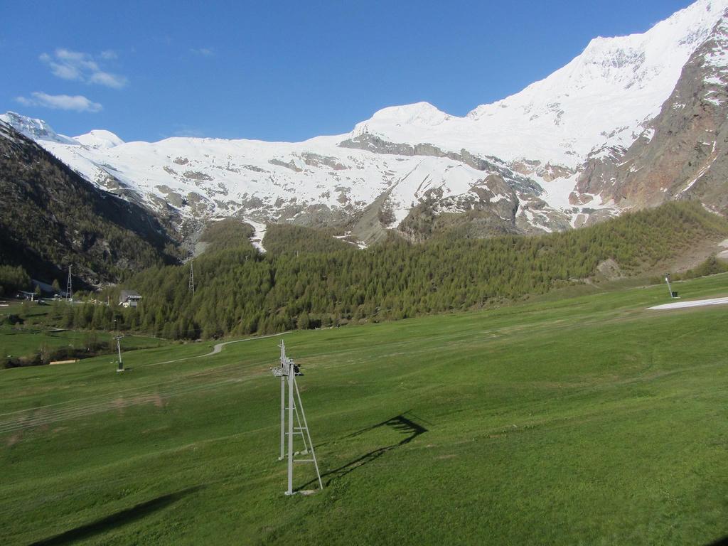 Dolce Vita Saas Fee Værelse billede
